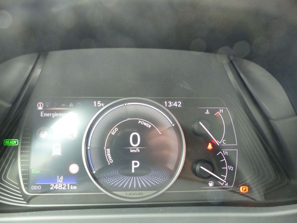 Lexus UX 250h Kamera,ACC,LED Scheinwerfwer, in Schloß Holte-Stukenbrock