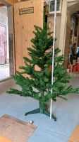 Tannenbaum unecht/künstlich 135cm mit Ständer Sachsen - Waldheim Vorschau