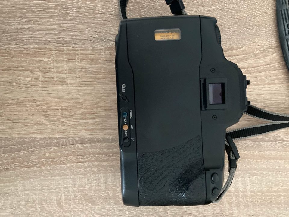 Canon EOS 10 QD analoge Spiegelreflexkamera mit Zubehör in Waren (Müritz)