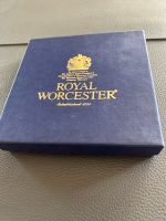 Royal Worcester Holly Ribbons Sammelteller 10 cm Durchmesser Hessen - Hainburg Vorschau