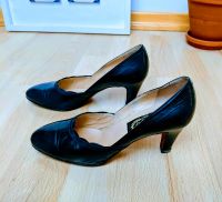 Pumps Leder dunkelblau Gr 36 Wimbley Paris Bochum - Bochum-Mitte Vorschau