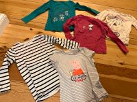 4 Longsleeve langarm shirts, 1 Peppa T-Shirt 122 128 Niedersachsen - Hemmoor Vorschau