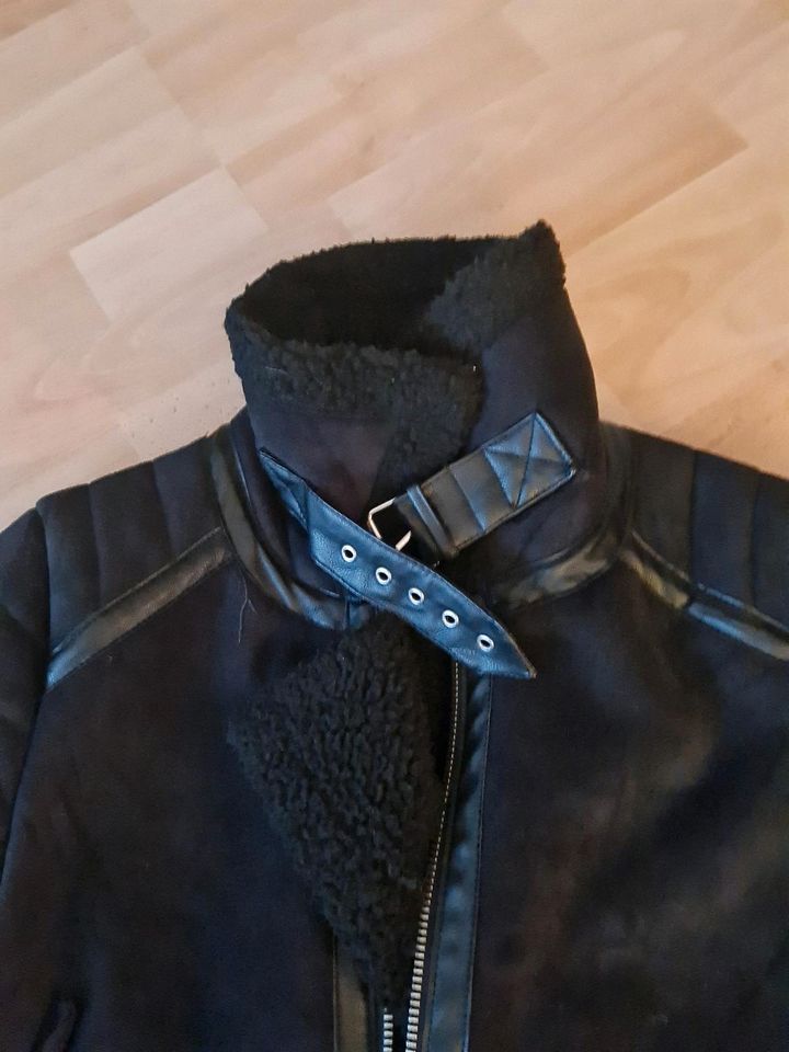 H&M Divided Jacke Herbst/Frühling Schwarz S 170 in Neuss