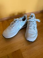 Nike Damen Sneaker mint grün/ beige Gr. 36 Neuwertig Bayern - Finsing Vorschau