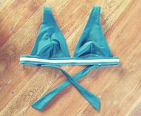HUNKEMÖLLER Bikini BH Oberteil dunkelgrün/weiß BH M 38 Cup B Berlin - Lichtenberg Vorschau