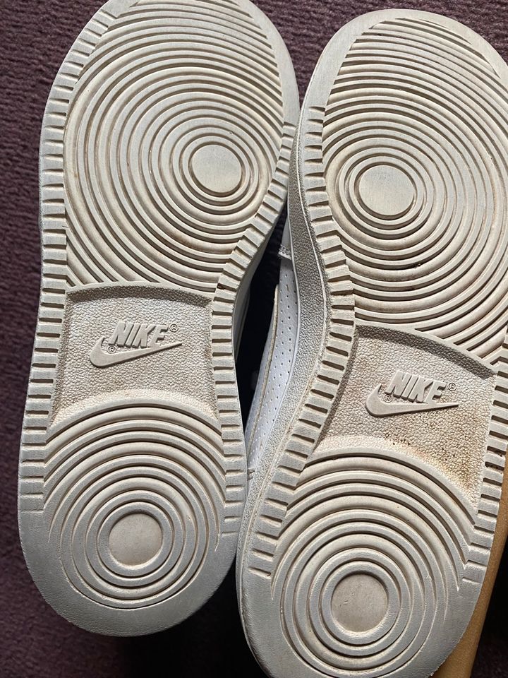 Nike Schuhe in Witten
