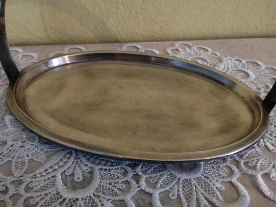 Kleines Tablett mit Henkel Servierteller Servierplatte Deko in Grunow-Dammendorf