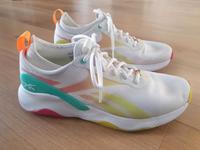 Sportschuhe Reebok 41 weiß/bunt NEU Bonn - Kessenich Vorschau