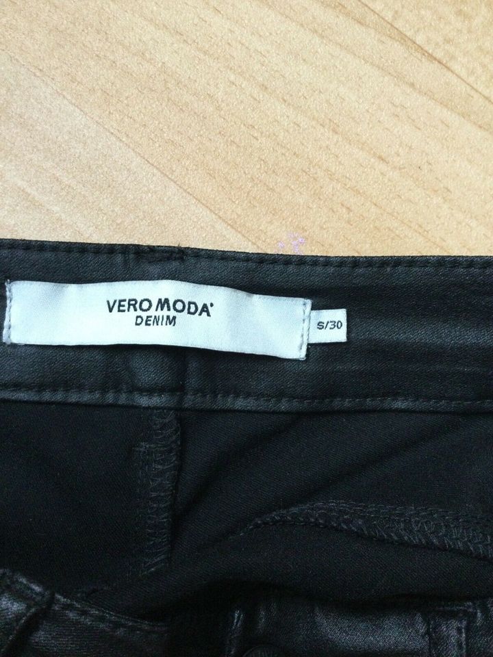 Vero Moda Damen Stretch-Hose VMSEVEN SMOOTH COATED PANTS in Sachsen -  Radebeul | eBay Kleinanzeigen ist jetzt Kleinanzeigen