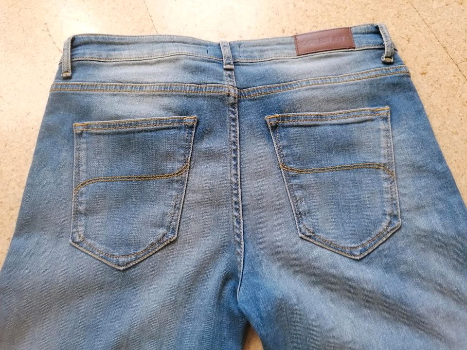 Heartless Jeans NEU Fransen Schlag Hose W 28 Gr. 38 in Bielefeld