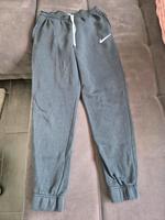 Nike Jogginghose Gr.M Nordrhein-Westfalen - Goch Vorschau