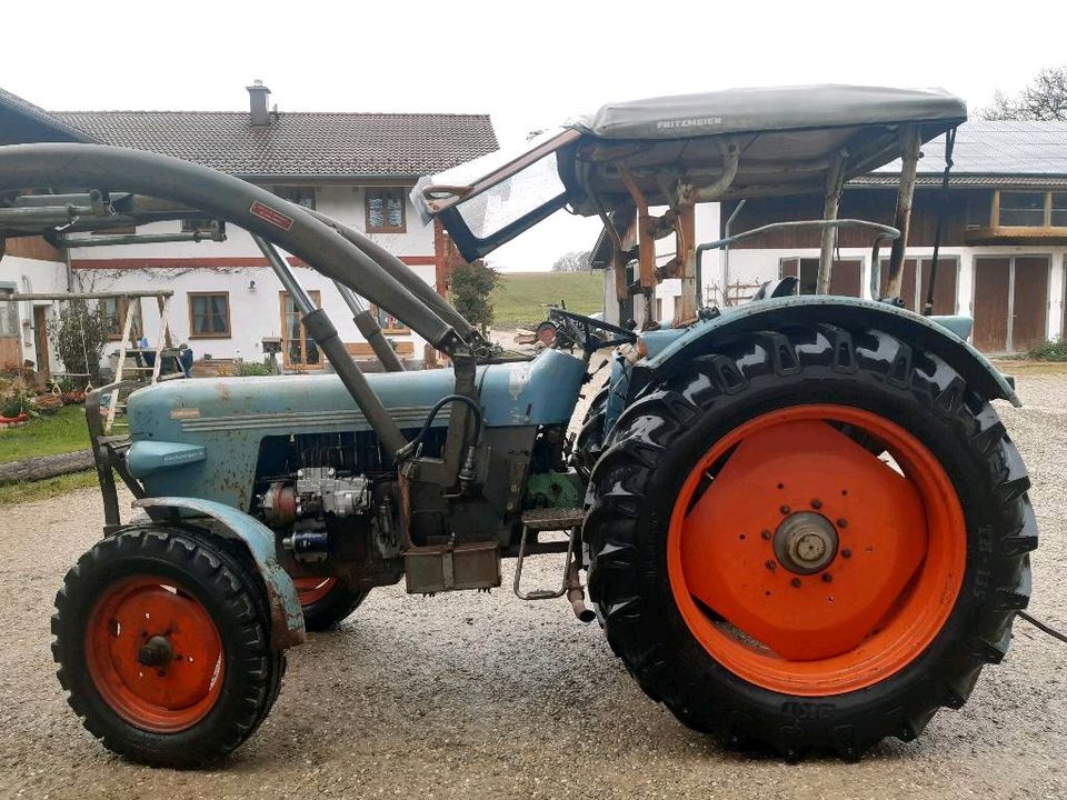 Baas Frontlader Kat 3 mit Konsolen für Eicher 3000er Serie in Reichenbach-Steegen