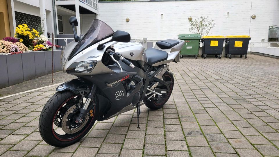 Yamaha R1 RN09 **TÜV NEU** in Essen