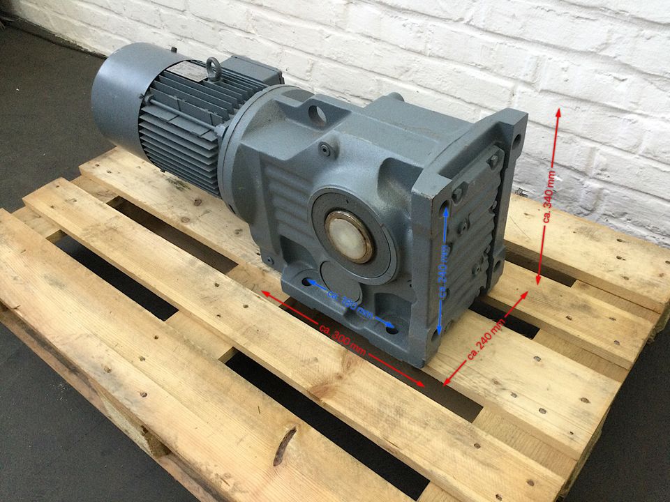 SEW-EURODRIVE Kegelrad-Getriebemotor KA87B DV112M4/BMG/HF 4kW in Korschenbroich