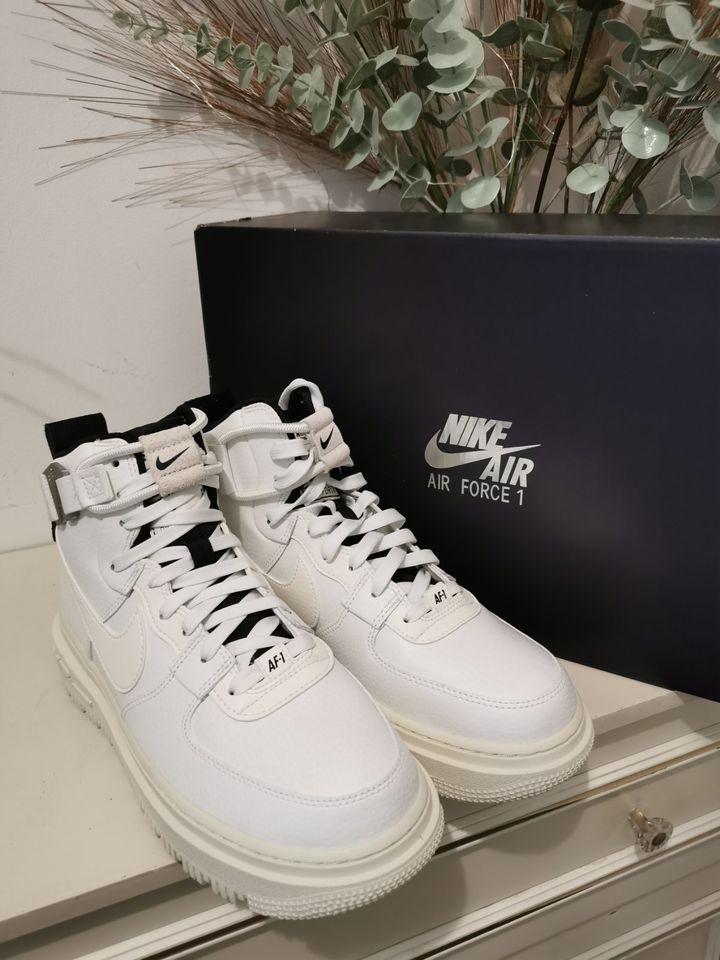 Nike Air Force 1 Boots - neu gr 39 in Essen