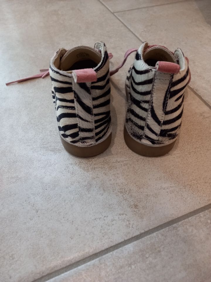 Mini Boden Boots/Schuhe, Neuwertig, Größe 26 in Mosbruch