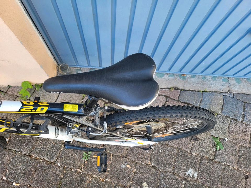 Mountainbike GT Aggressor 2.0, 26 Zoll, MTB, 24 Gang Alu in Wiesbaden