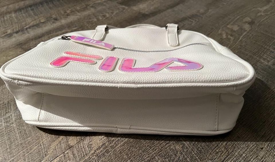 weiße , neue Handtasche von FILA in Schwentinental