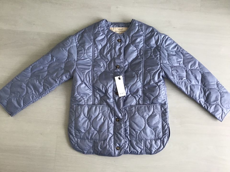 Schicke Steppjacke von OUI, hellblau, Gr. 36 in Herford