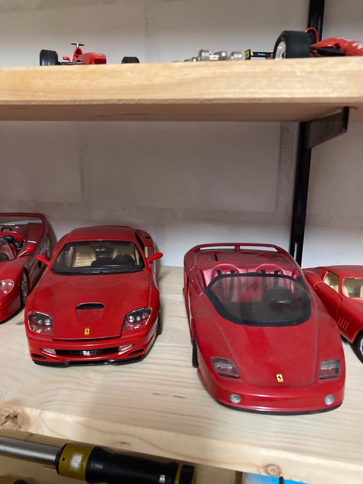 Ferrari Modell Autos in Rheda-Wiedenbrück