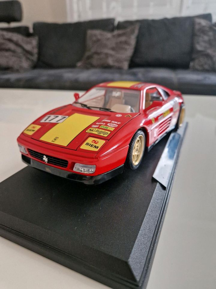 Ferrari 348 Evoluzione Burago 1:18 Modell Auto in Uhingen