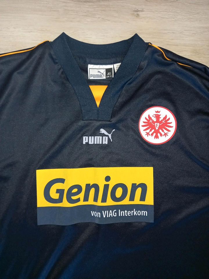 Eintracht Frankfurt Trikot , Genion 3te Version,blau ,selten in Hagen im Bremischen