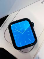 Apple Watch 5 Cellular Orginalverpackt mit unbenutztem Armband Hessen - Butzbach Vorschau