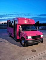 Partybus pink Service Stretchlimo Düsseldorf Essen Köln Düsseldorf - Pempelfort Vorschau