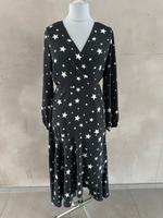 Neu Wallis Gr. 44 Elegantes Kleid mit Sternenmotiv Nordrhein-Westfalen - Mechernich Vorschau