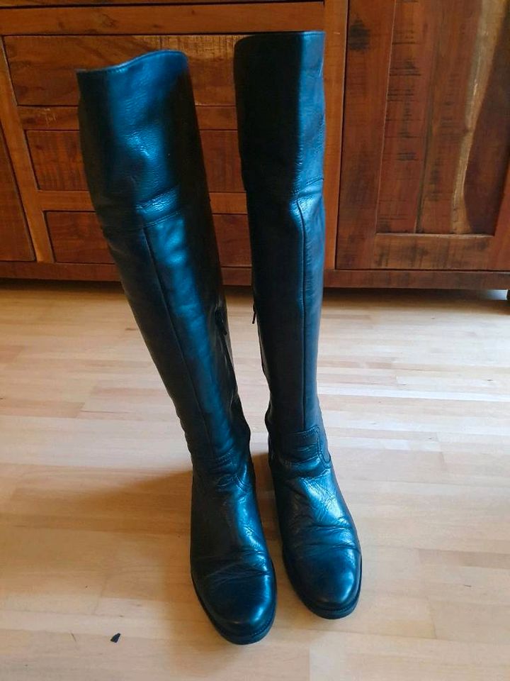 Lederstiefel Tamaris,  schwarz in Düsseldorf