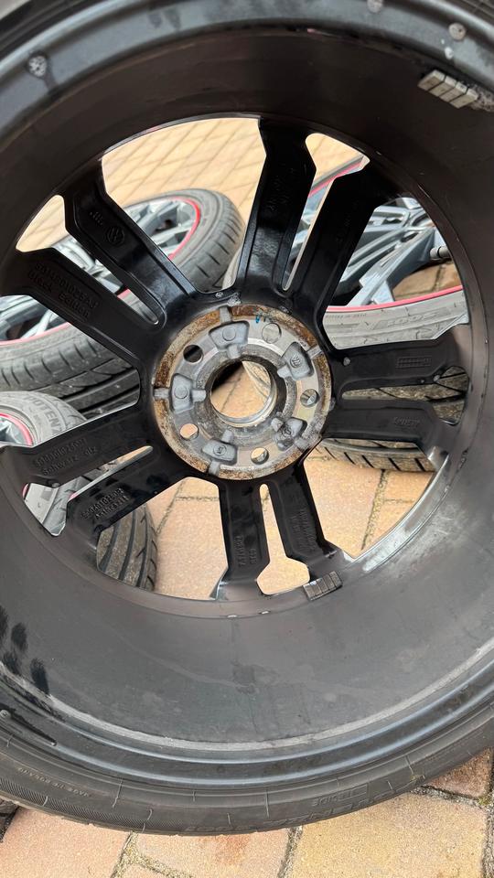 18“ 5 x 112 Räder Felgen VW Golf 7 GTI original mit Reifen in Lühmannsdorf