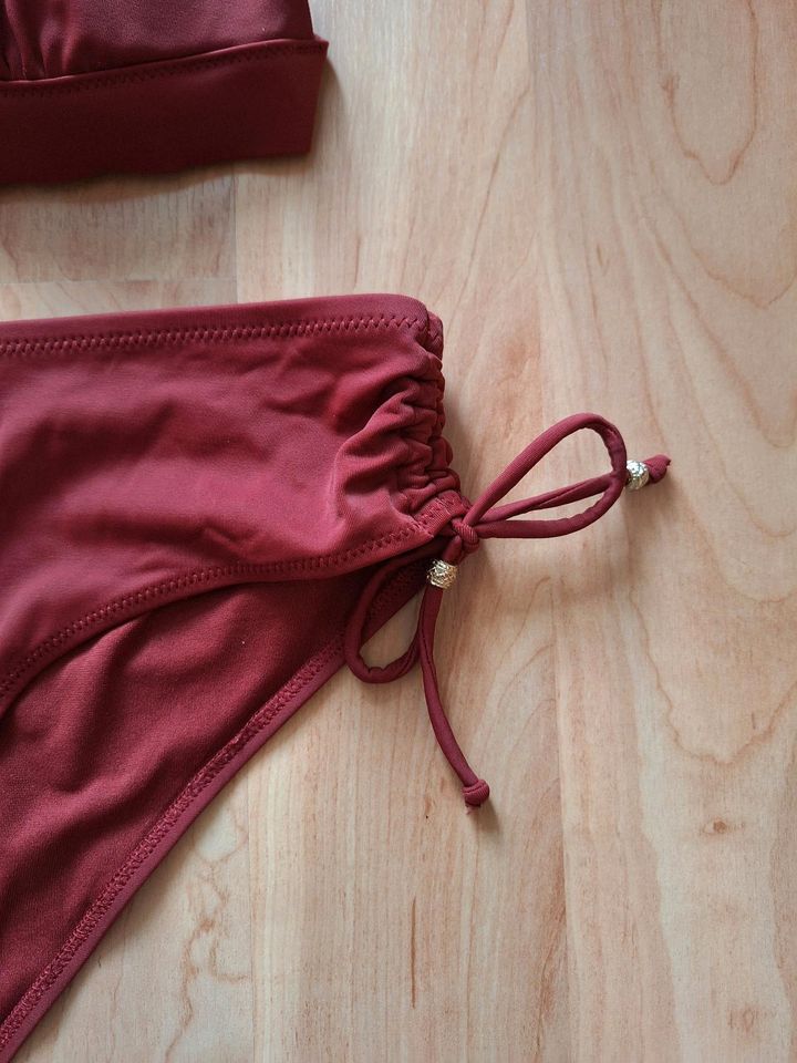 Bikini bordeaux, Größe: 38 in Berlin