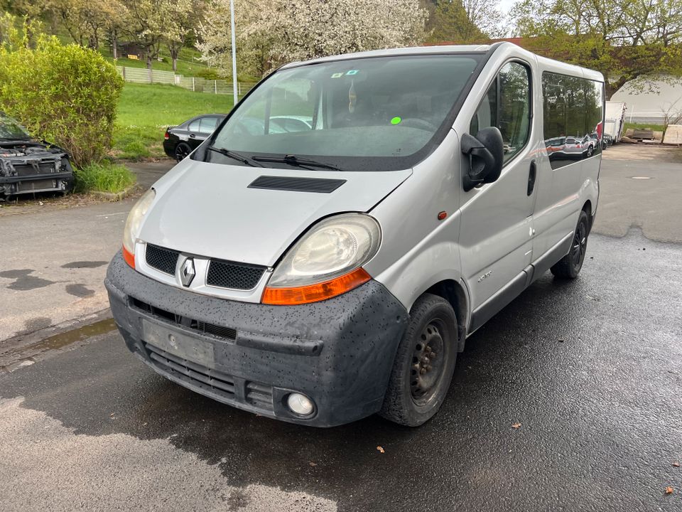 Renault Trafic 2 Schlachtfest Teile Türen Heckklappe Mixto Stitze in Heilbad Heiligenstadt