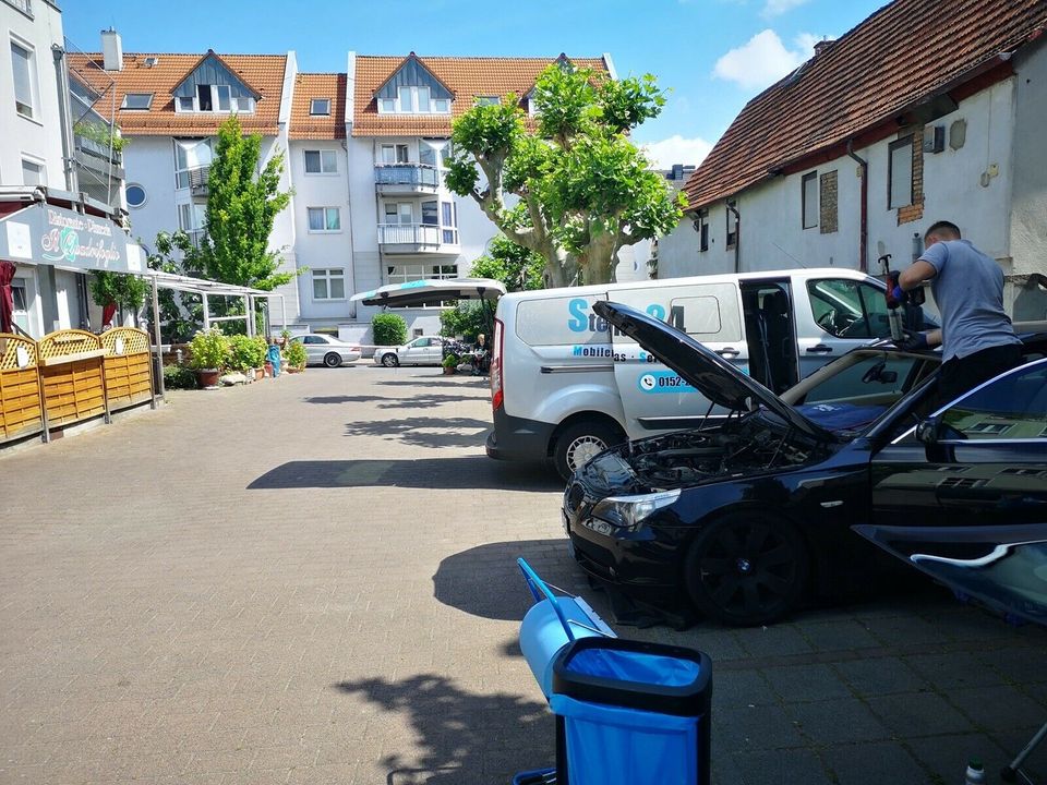 Mobiles Autoglas 100km um Landshut (Front- & Windschutzscheibe) in Landshut