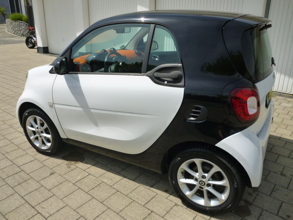 Smart Fortwo Passion 52 kw sehr viele Extras in Lahr (Schwarzwald)