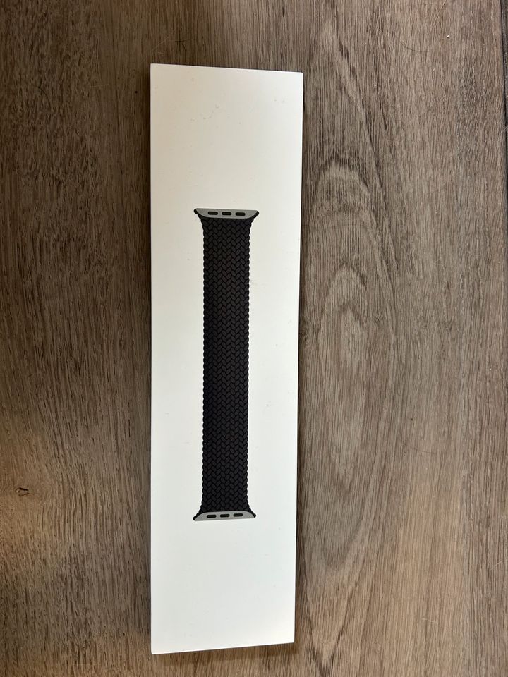 Apple Watch Geflochtenes Solo Loop Mitternacht - Größe 5 in Castrop-Rauxel