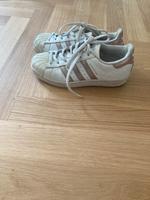 Adidas Superstar Nürnberg (Mittelfr) - Mitte Vorschau