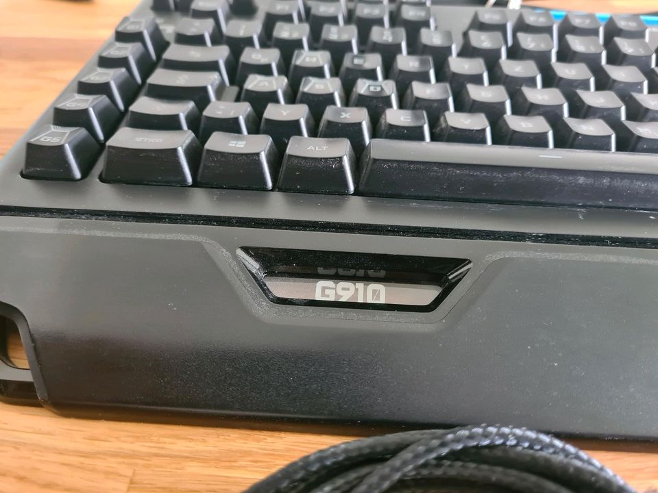 Logitech G910 Keyboard und G502 Mouse in München