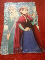 Verkaufe eine selten genutzte Anna&Elsa tagesdecke Berlin - Hohenschönhausen Vorschau