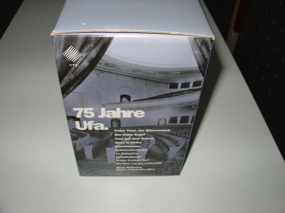 75 JAHRE UFA Die Jubiläumsedition 10 x VHS-Videokassetten + Buch in Augsburg