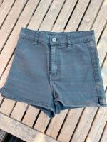 Hot Pants Kurze Hose Shorts Größe 152 Schleswig-Holstein - Dägeling Vorschau