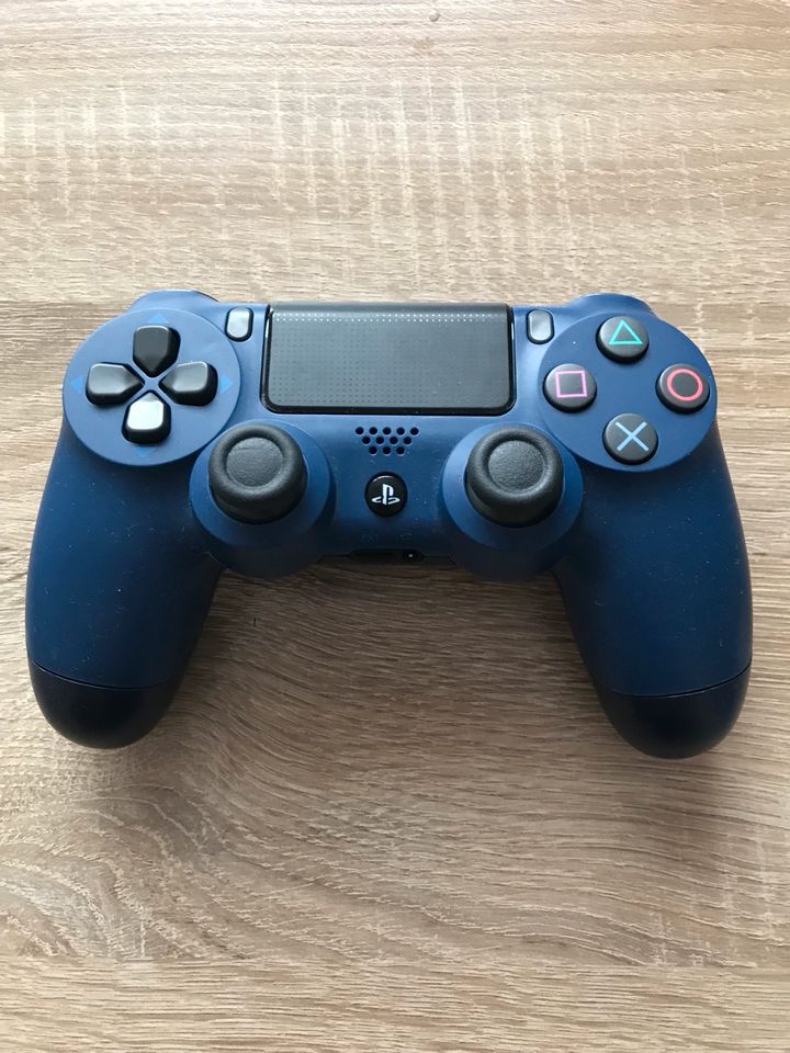 PlayStation 4 Controller in Bonn