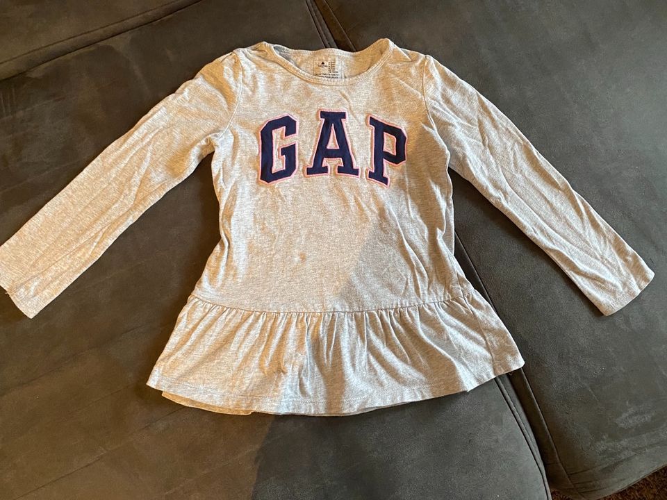 BabyGap Kinder Sweatshirt (Kleid) grau Gr. 110/116 in Hamburg