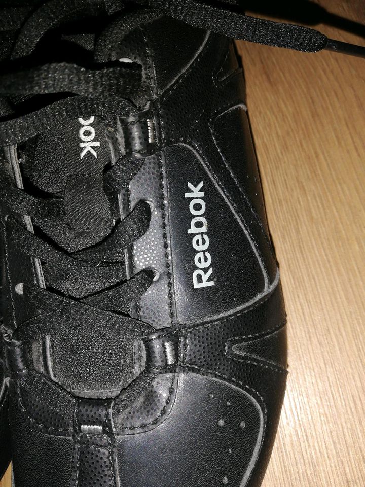 Neuer Reebok Tanz - und Fitnessschuh Größe 38 schwarz in Bad Brückenau