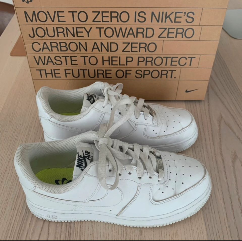 Nike Air Force 1 weiß 38 in Berlin