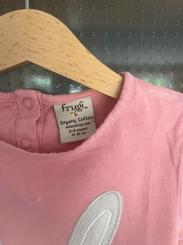 Frugi T-Shirt Hase rosa Gr. 92/98 Öko Bio in München