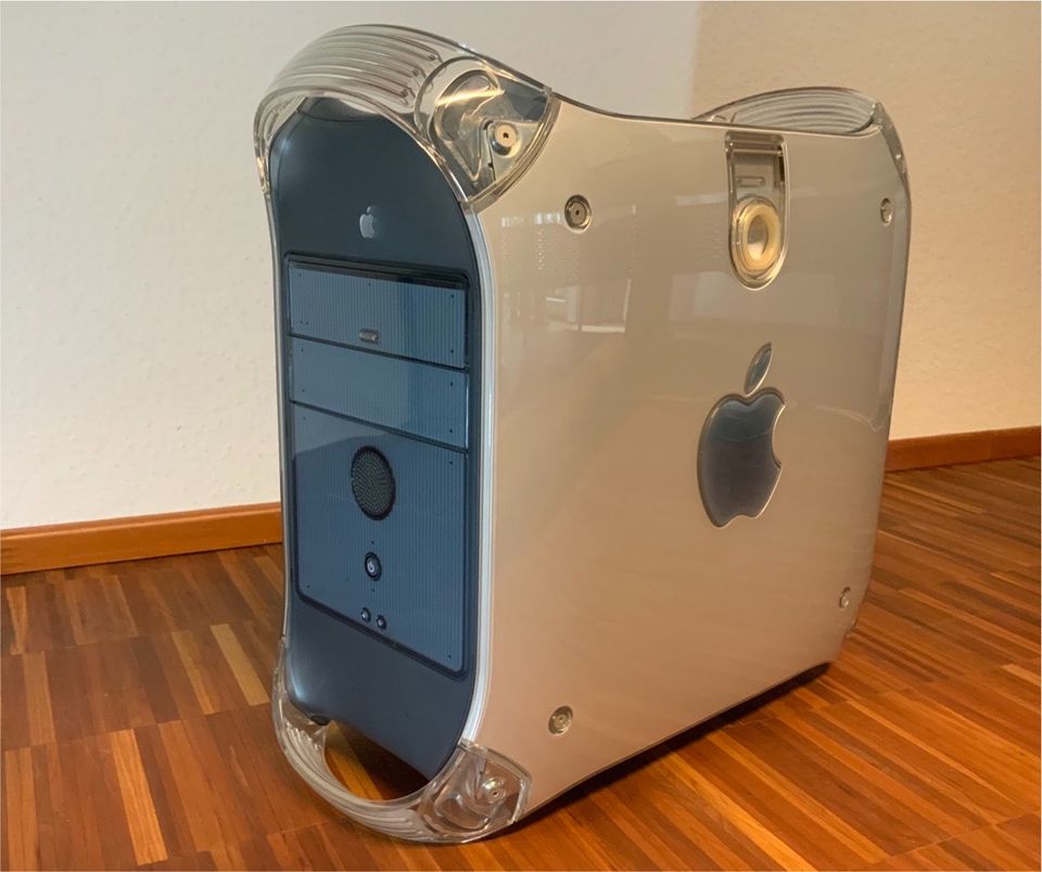 Macintosh PowerPC G4/400 MHz - Sammlerzustand in Hochdorf