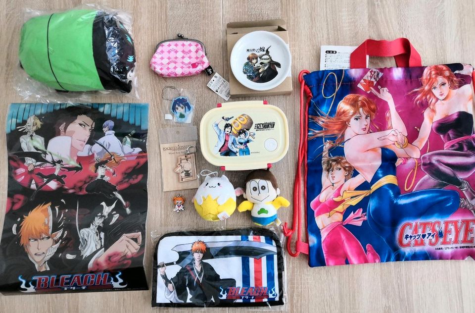 Anime- und Manga-Merch aus der Nihonbox / Pokemon Bleach AoT GTO in Berlin