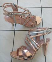 Schuhe mit Absatz Nordrhein-Westfalen - Menden Vorschau
