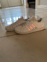 Adidas sneaker Kinder 35 sehr gut Nordrhein-Westfalen - Bocholt Vorschau